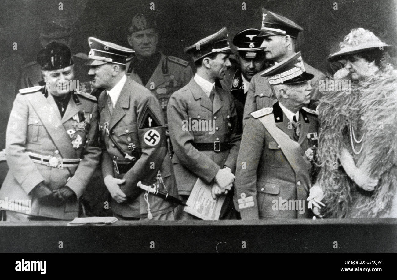 FACIST LEADERS in Rome June 1940 From left: Benito Mussolini, Adolf Hitler, Joseph Goebbels, Heinrich Himmler, Rudolf Hess, Marshal Pietro Badoglio and Queen Elena of Italy Stock Photo