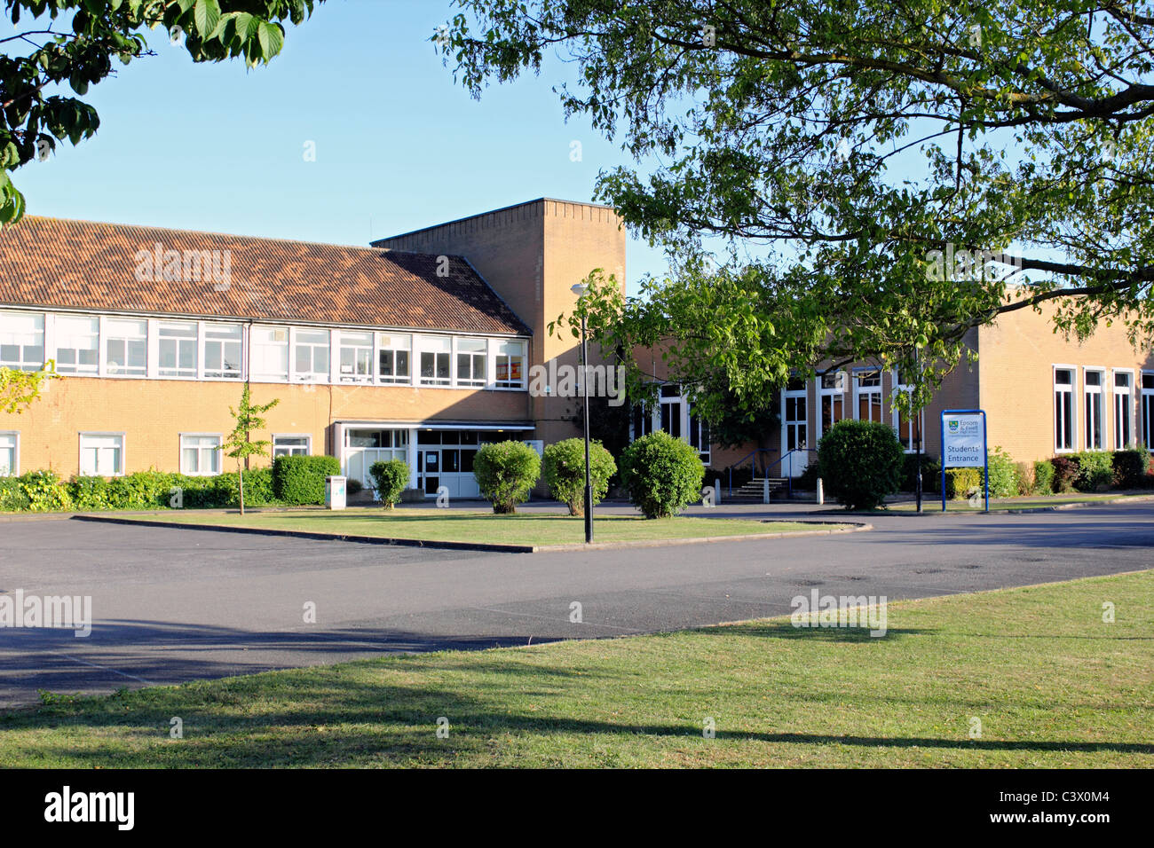 epsom-and-ewell-high-school-ruxley-lane-west-ewell-surrey-england