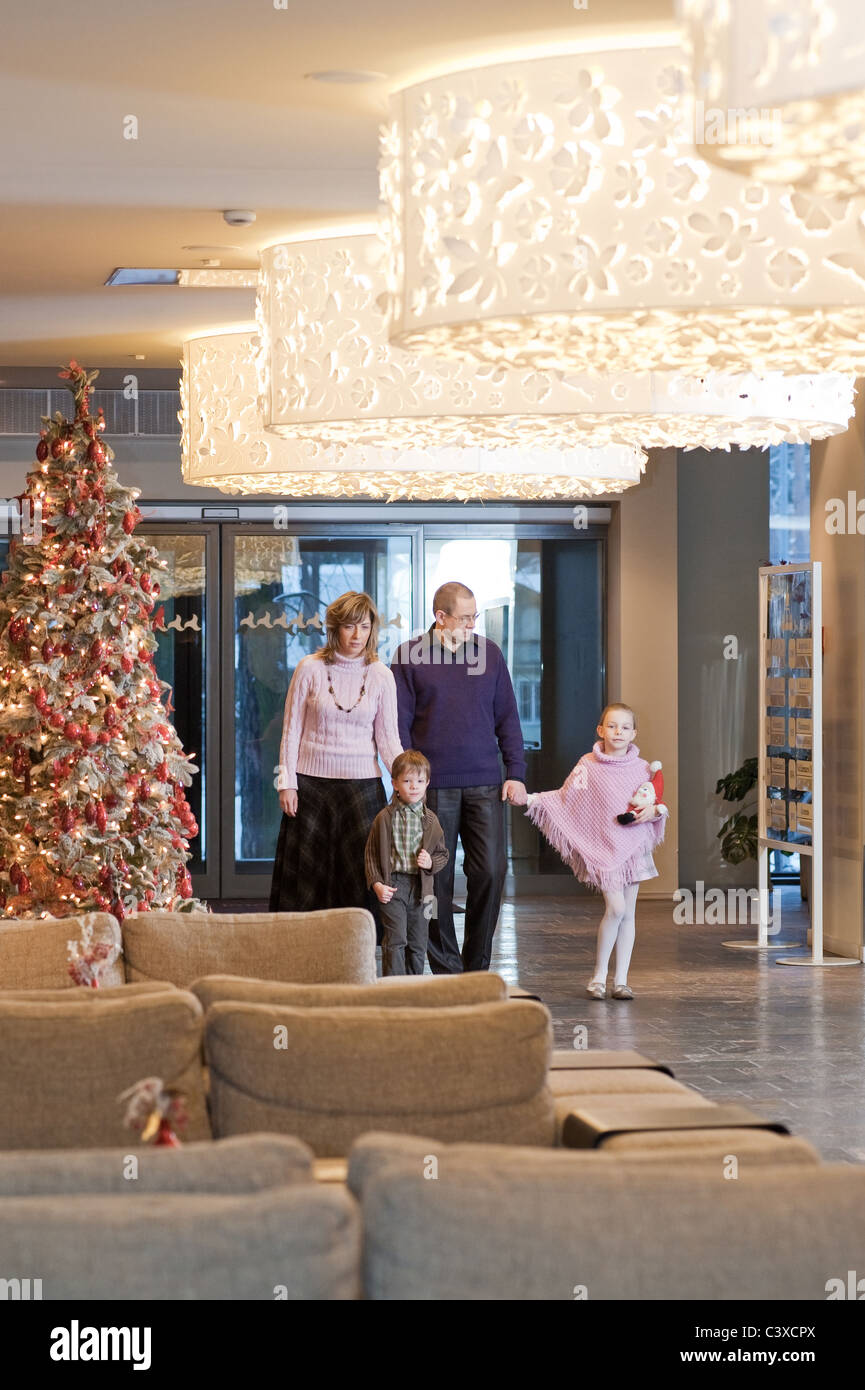 Family hotel hi-res stock photography and images - Alamy