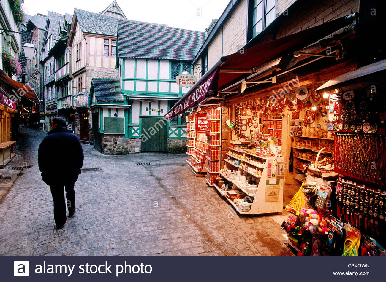 Souvenir Shop At Mont Saint Michel Stock Photos & Souvenir Shop At Mont
