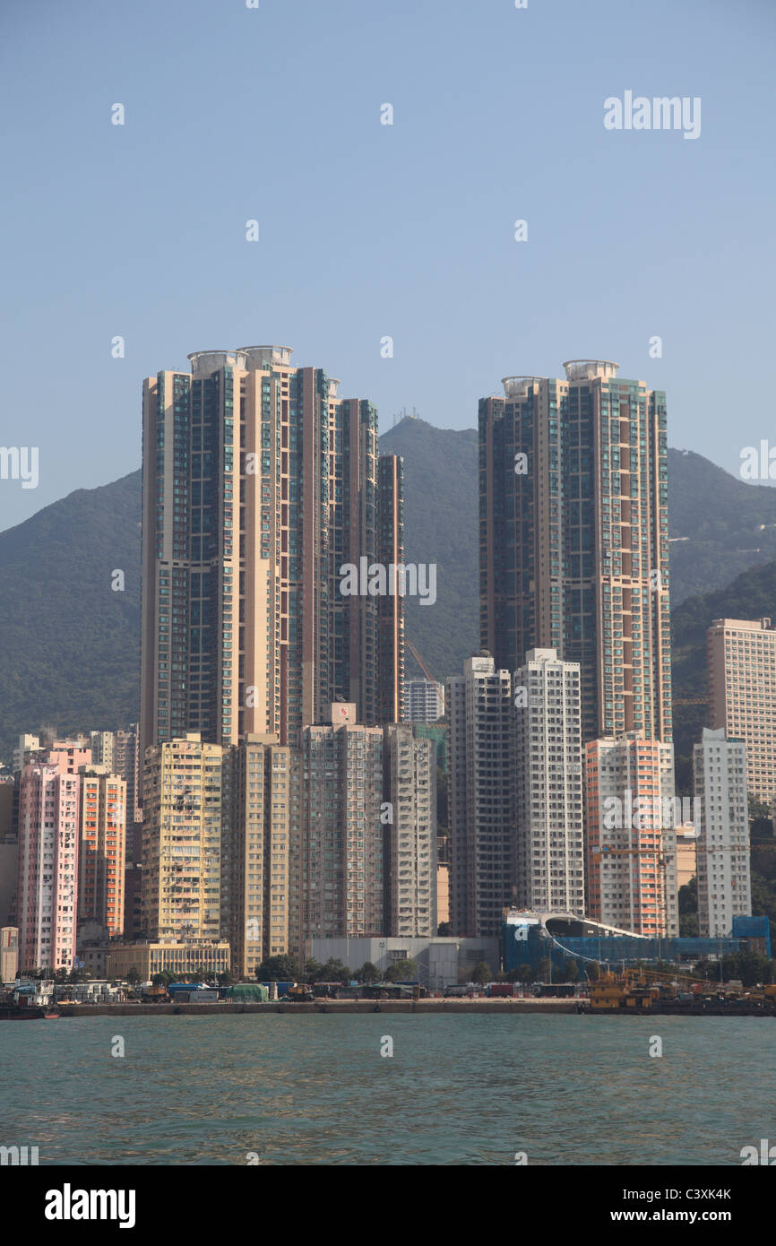 Apartment buildings hong kong hi-res stock photography and images - Alamy