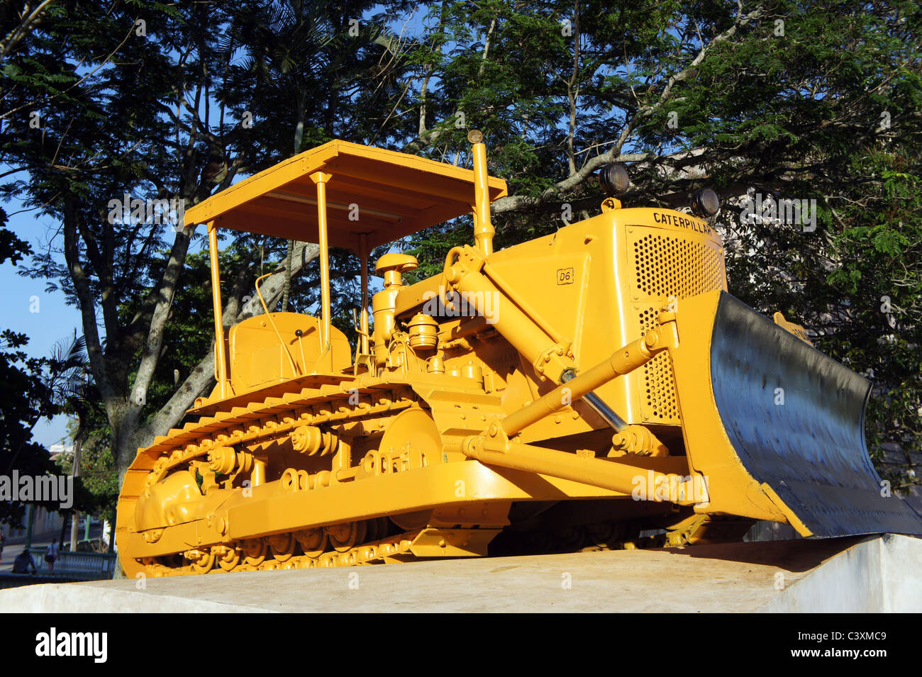 Yellow Caterpillar bulldozer used by Che Guevara to derail an armoured train at battle of Santa Clara in the Cuban revolution. Stock Photo