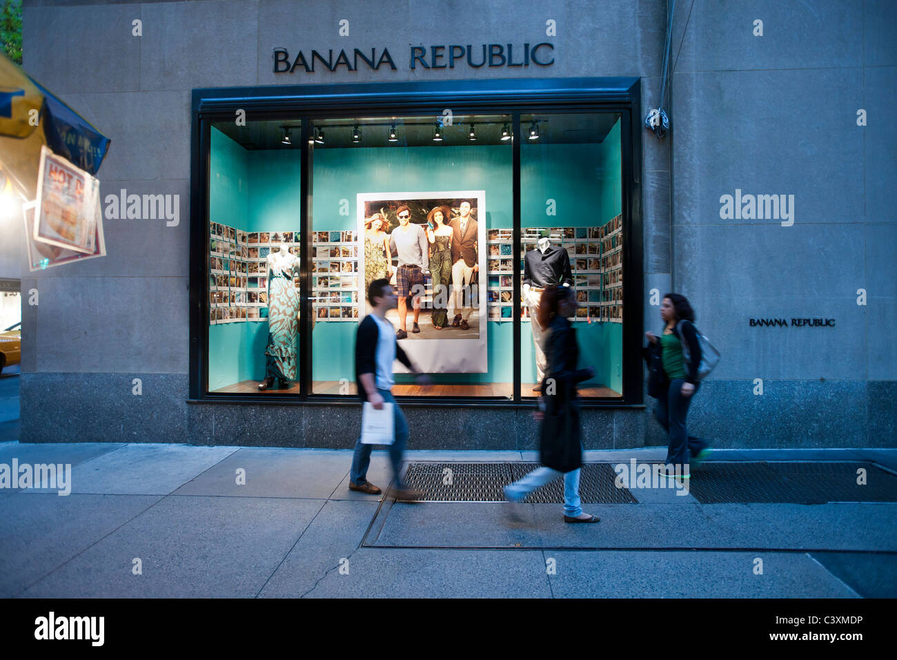 A Banana Republic store in midtown Manhattan in New York Stock Photo - Alamy