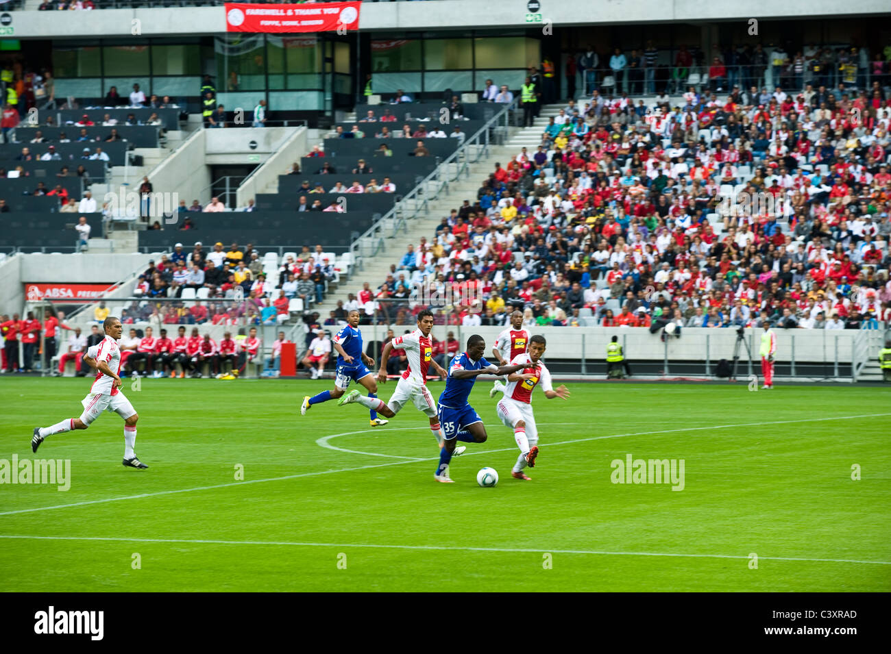 Football match hi-res stock photography and images - Alamy