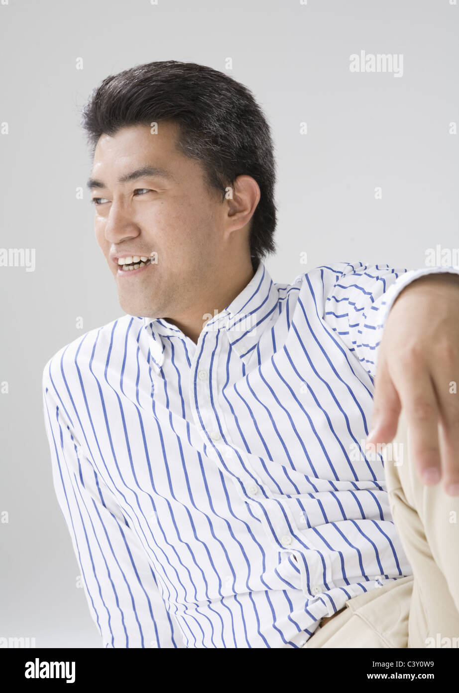 Back view of a kneeling man hi-res stock photography and images - Alamy