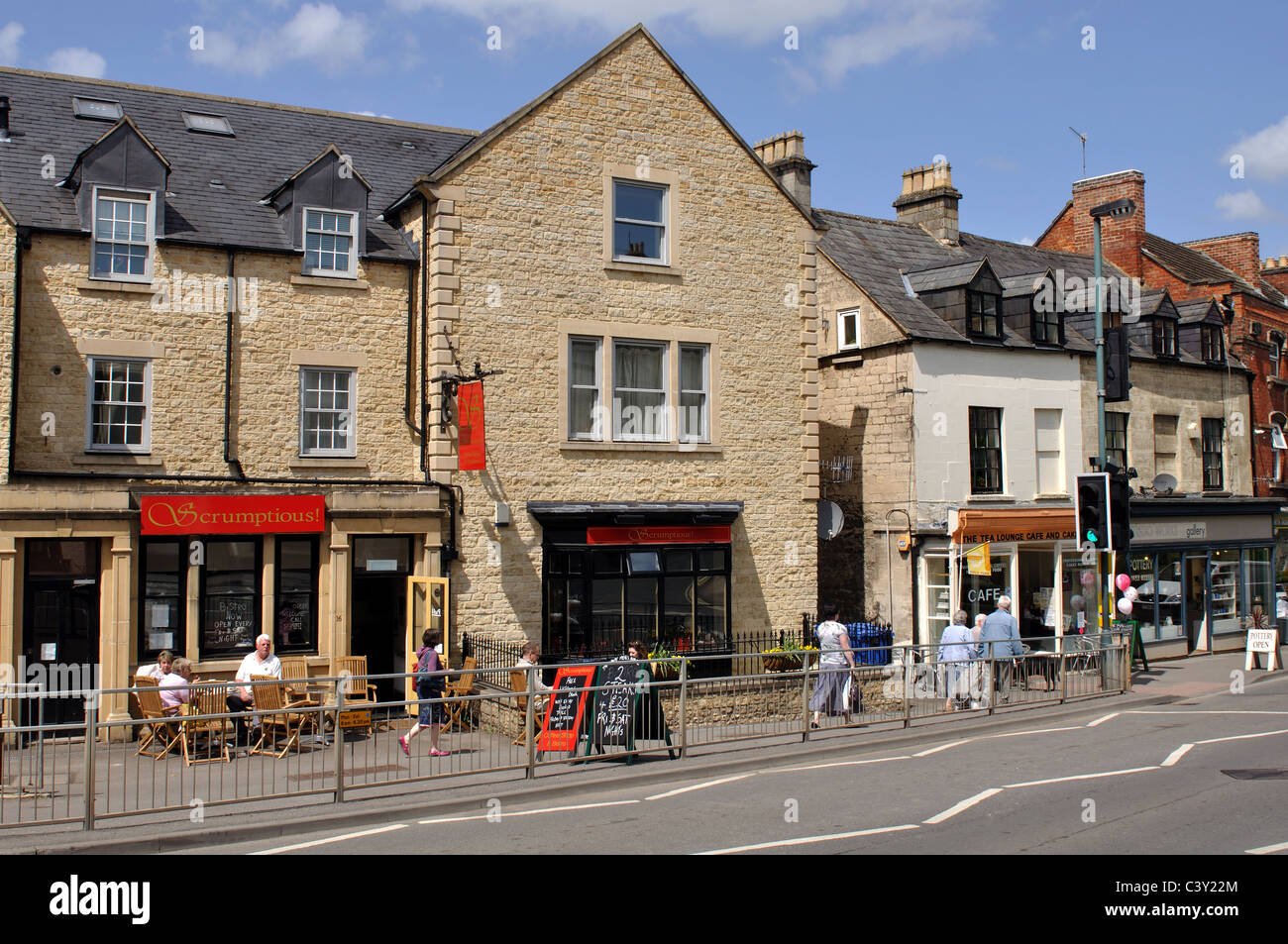 Fountain Street, Nailsworth, Gloucestershire, England, UK Stock Photo