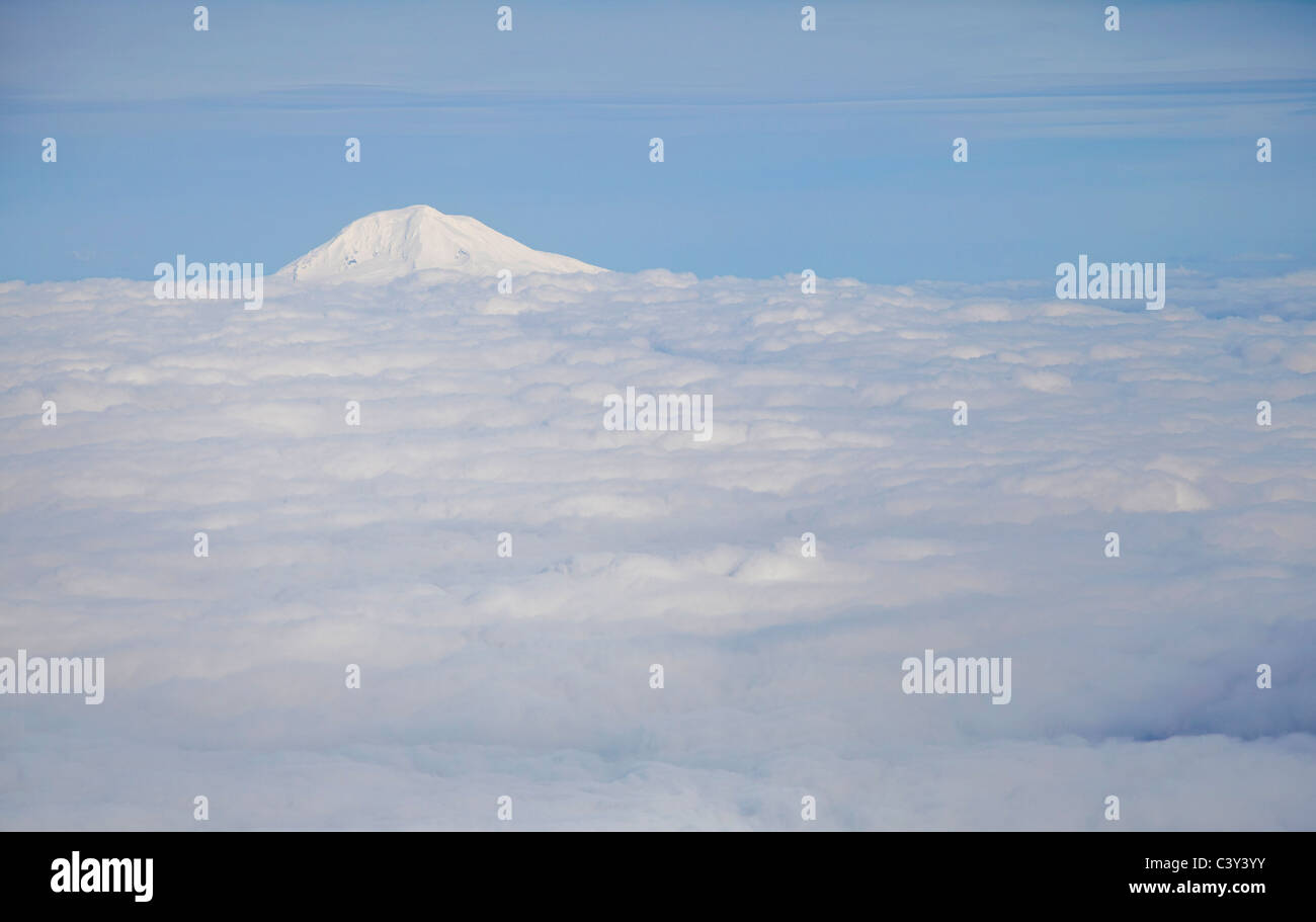 Mt adams volcano hires stock photography and images Alamy