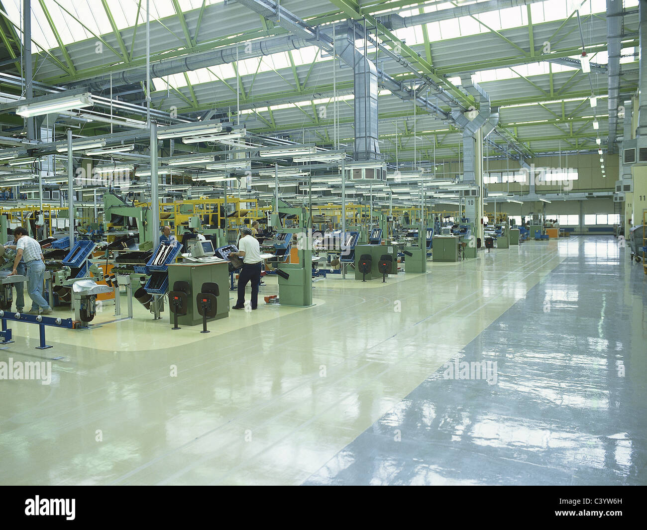 Assembly, Building, Car Industry, Daylight, Economy, Europe, European