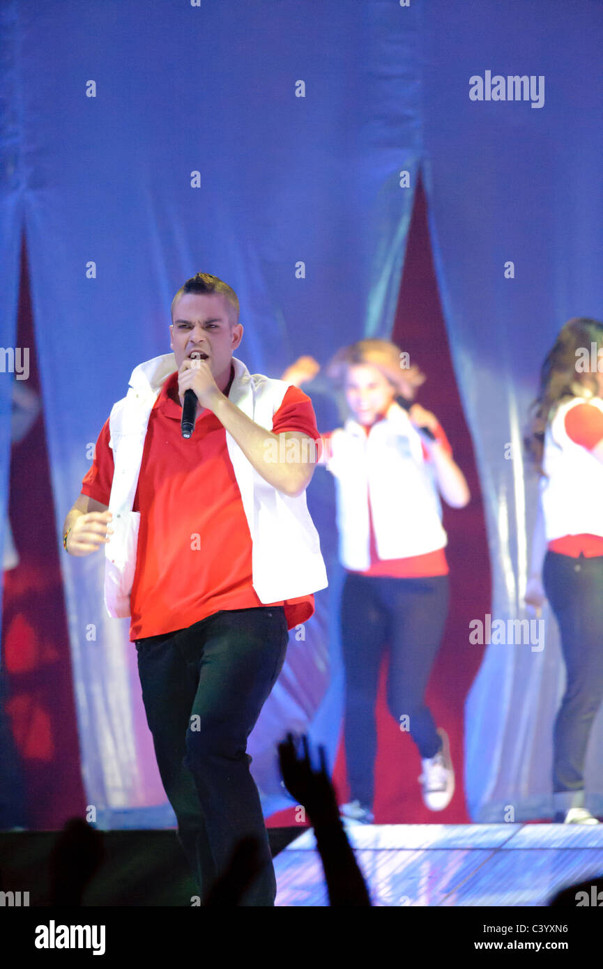 Glee performs in Sacramento, California Stock Photo