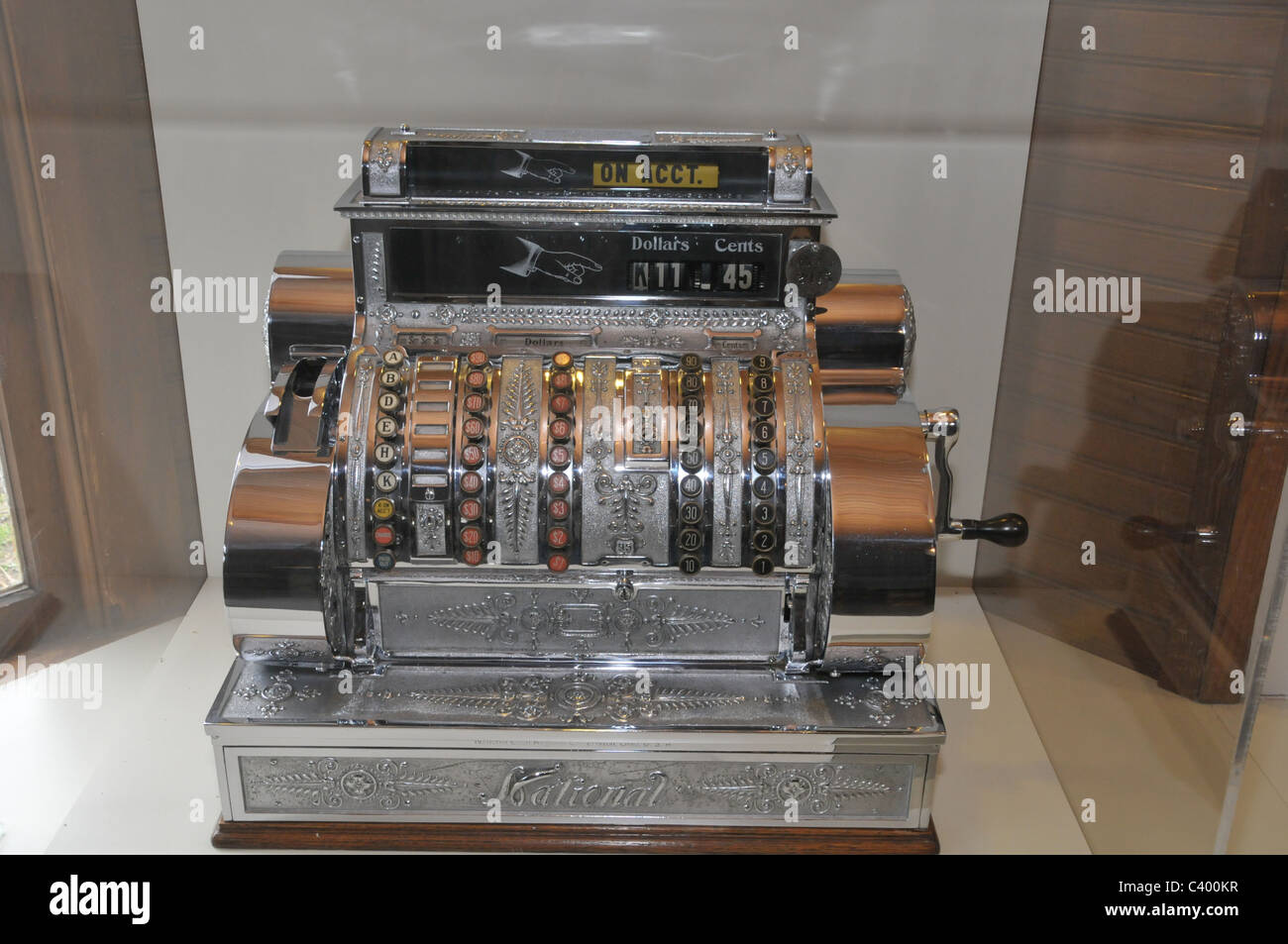 Electric till the worlds first one Stock Photo Alamy