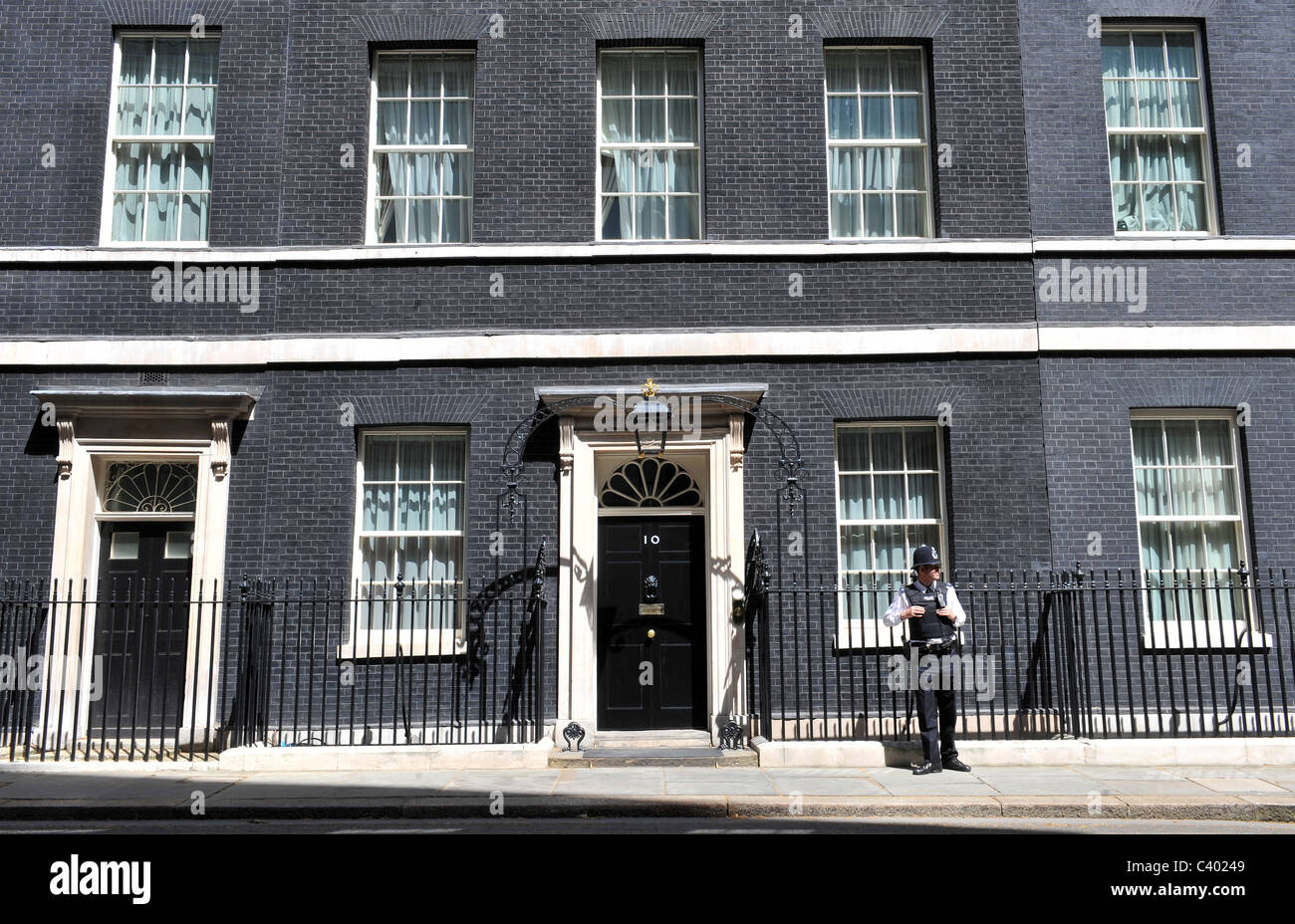 10 Downing Street In London The Official Residence Of The Prime Minister Of England Stock Photo Alamy