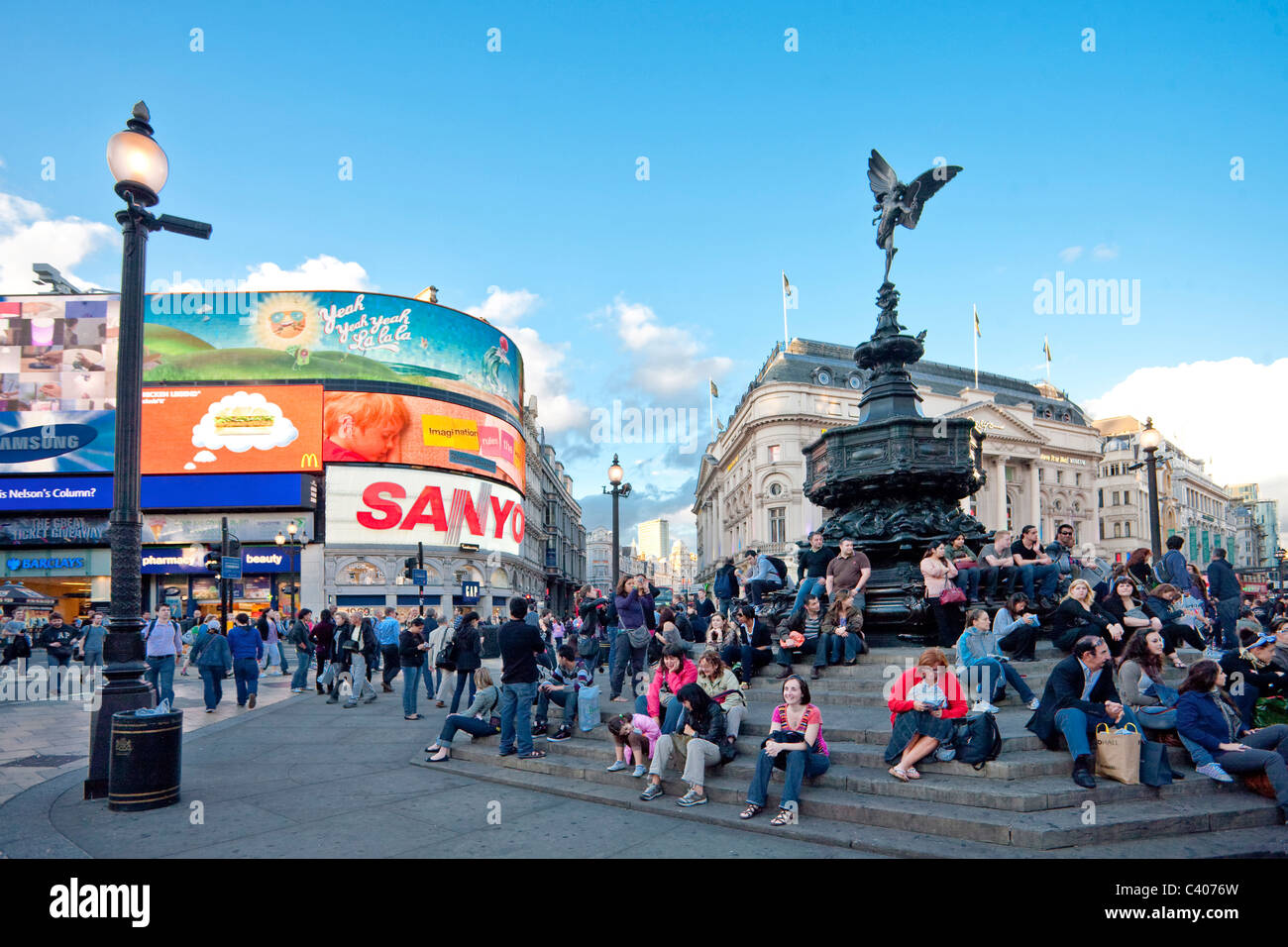 Great Britain, Europe, England, London, Piccadilly Circus, Cupid, tourist, advertisement, recruitment, Stock Photo