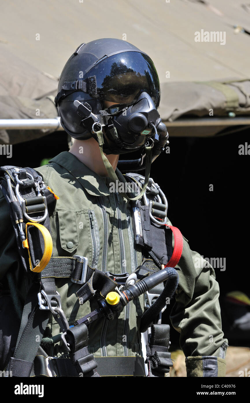 Fighter pilot helmet hi-res stock photography and images - Alamy