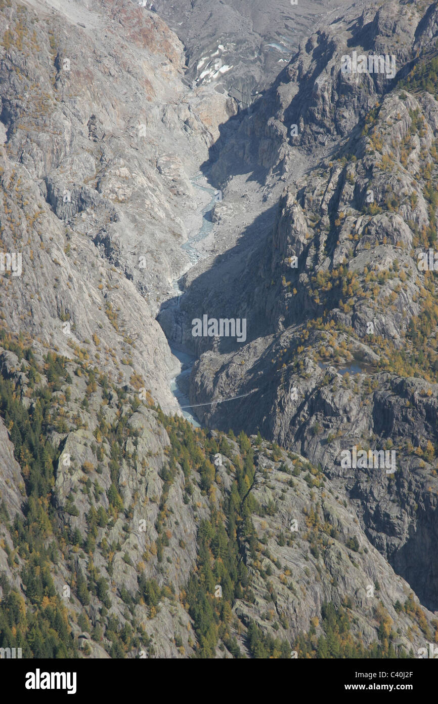 Switzerland, Belalp, Valais, scenery, autumn, Aletsch glacier, suspension bridge Stock Photo