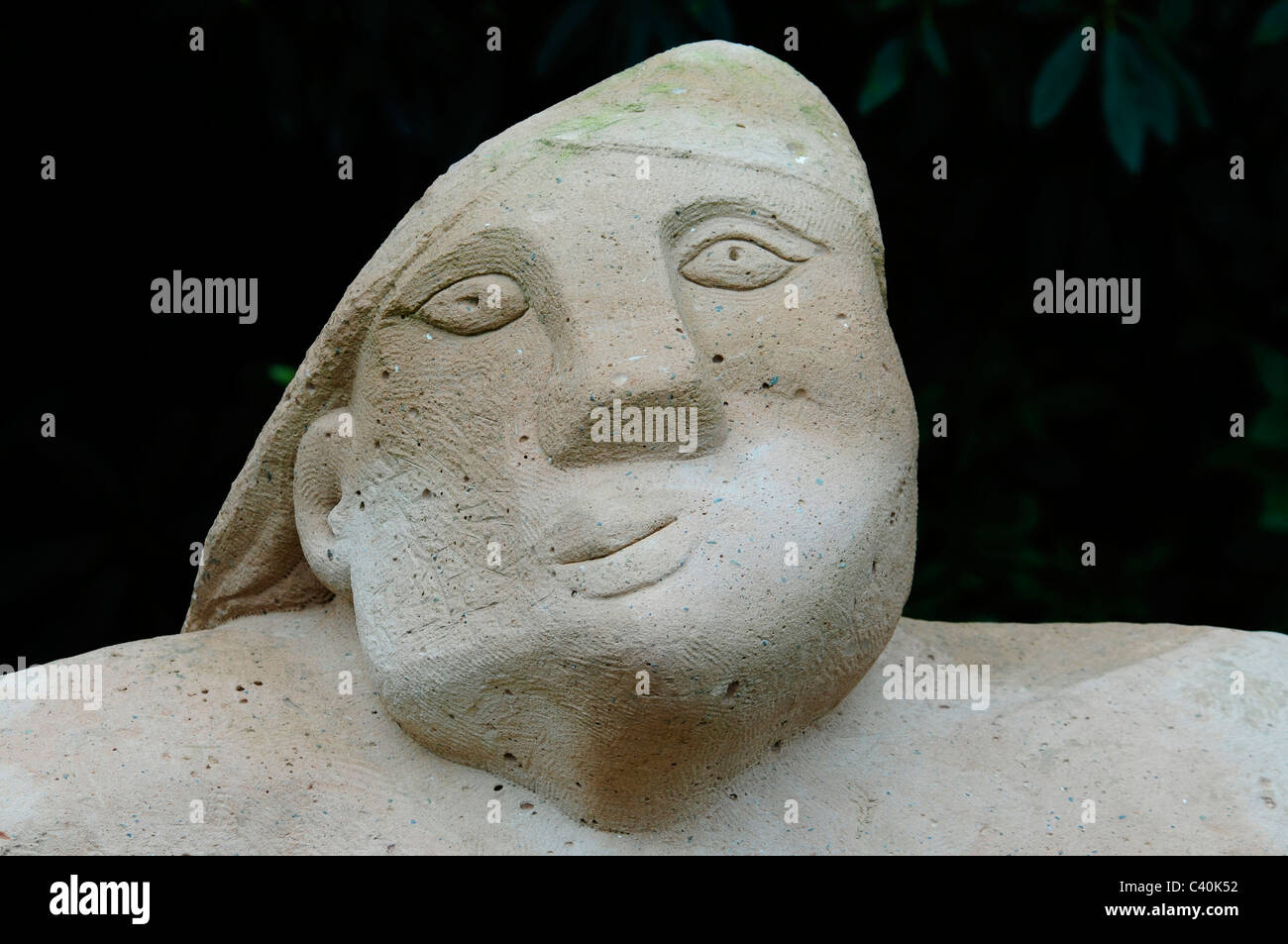 glyn wyder welsh wales sculpture stone head face art artistic Stock Photo