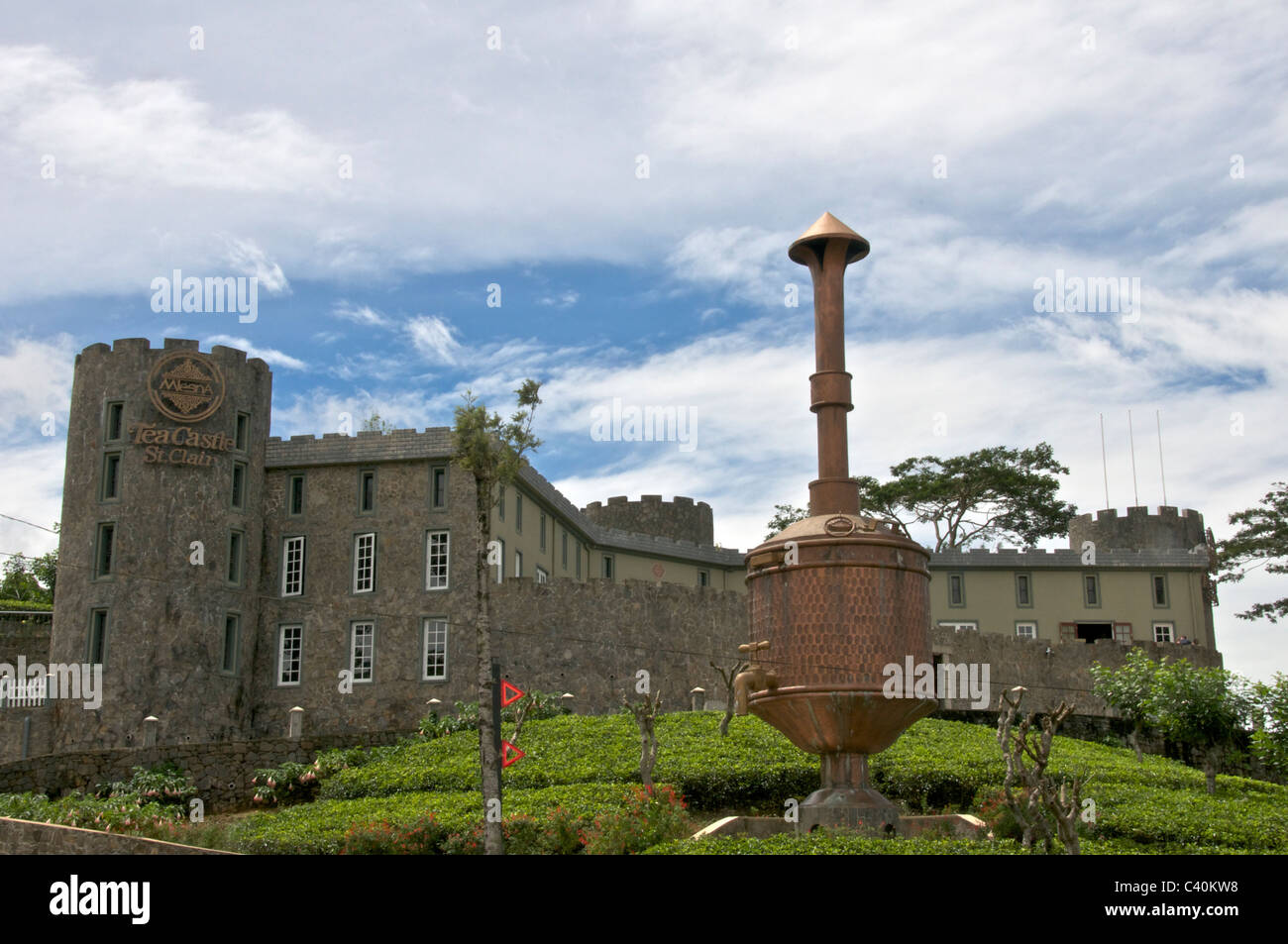 St Clair tea factory with giant ornamental tea urn Talawakele Central Highlands Sri Lanka Stock Photo