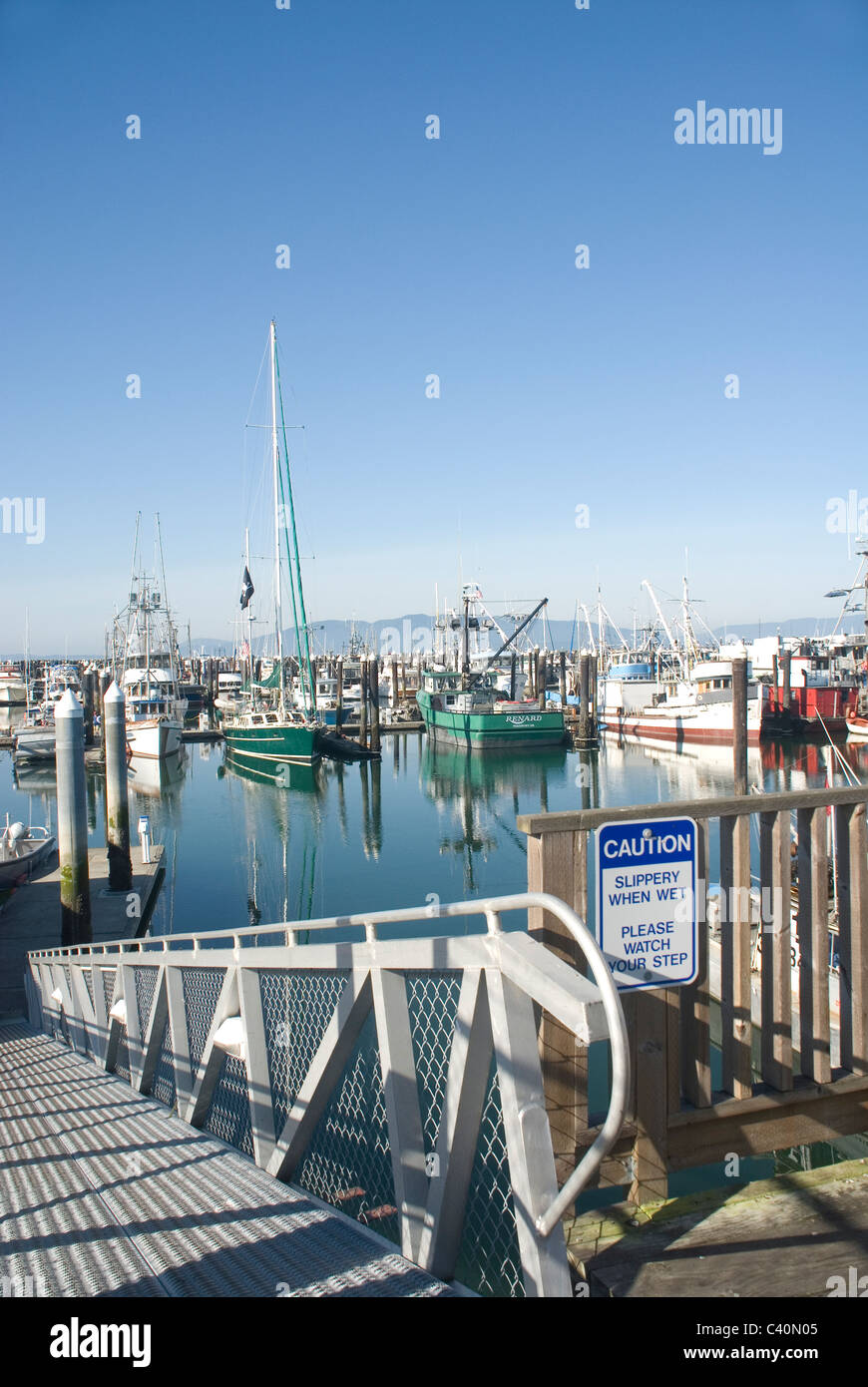 Access to docks at a marina Stock Photo - Alamy