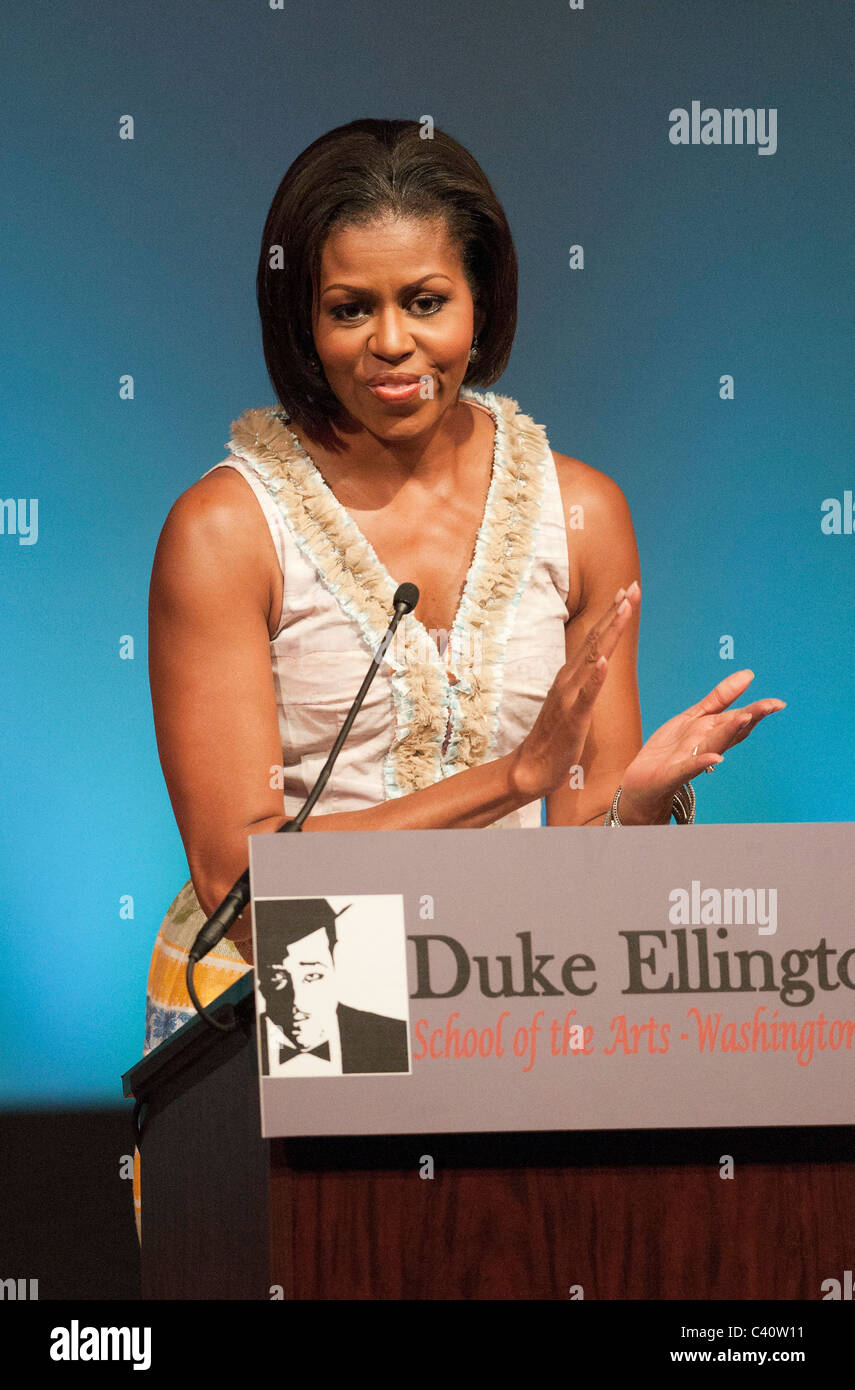 First Lady Michelle Obama and First Lady of Russia Svetlana Medvedeva visit the Duke Ellington School. Stock Photo