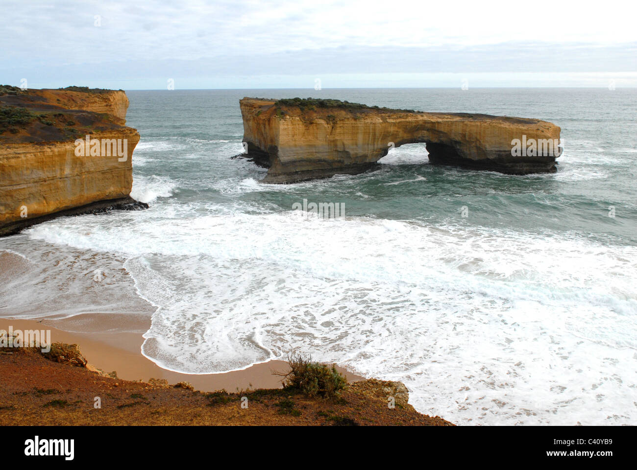 London Arch, formerly known as London Bridge, in Port Campbell National Park on the Great Ocean Road in Victoria, Australia Stock Photo