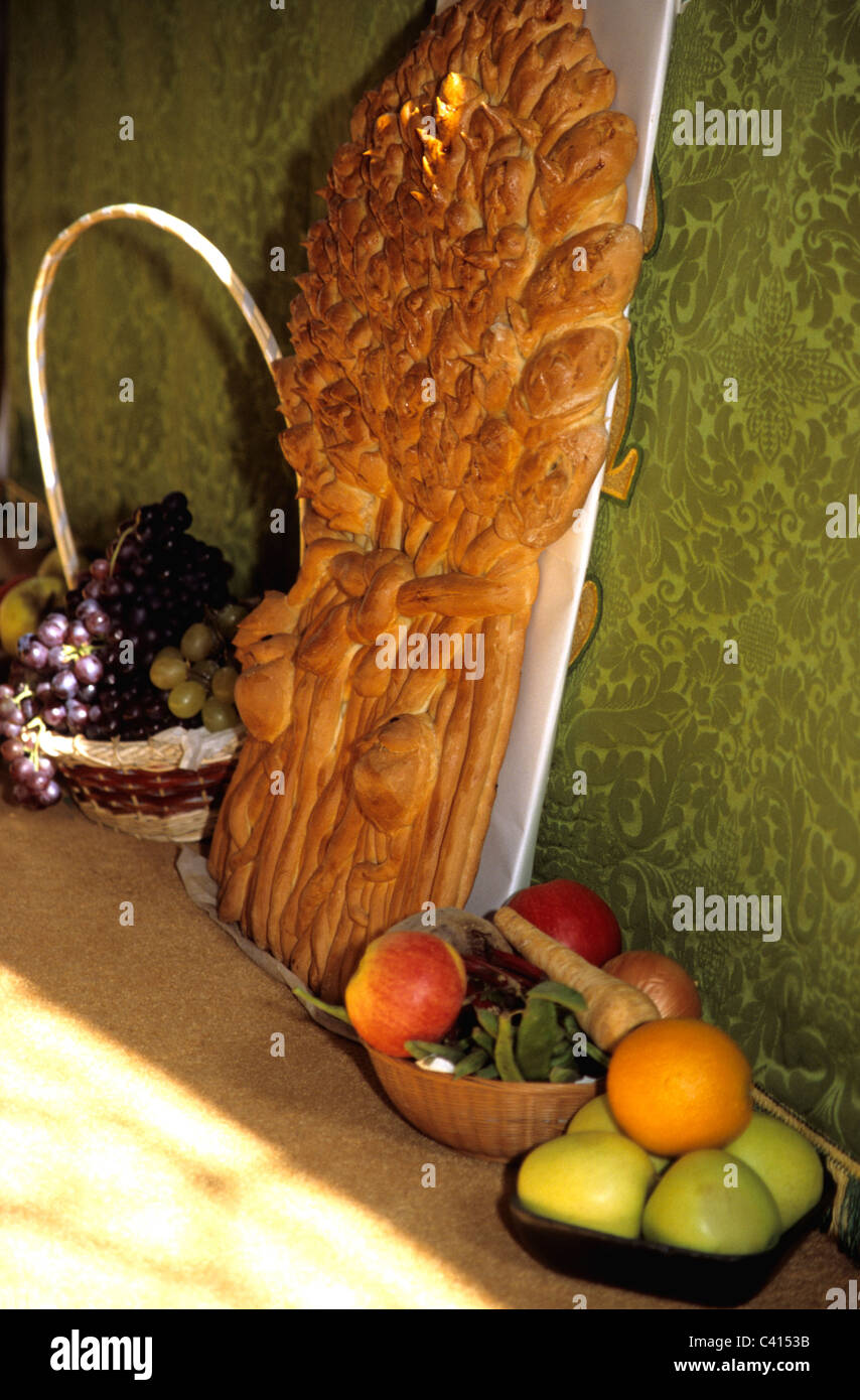 scene of harvest festival in a church Stock Photo - Alamy