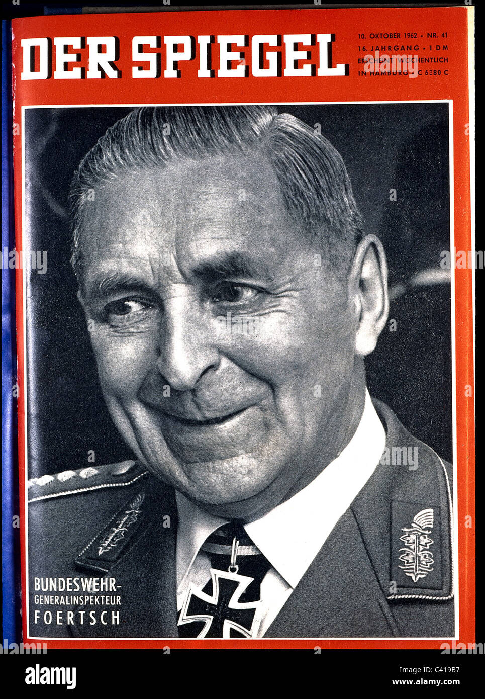 press / media, Germany "Der Spiegel", No. 41, 10.10.1962, title page with a  portrait of Friedrich Foertsch, Inspector General of the Bundeswehr (this  issue of the Spiegel contained the article which lead