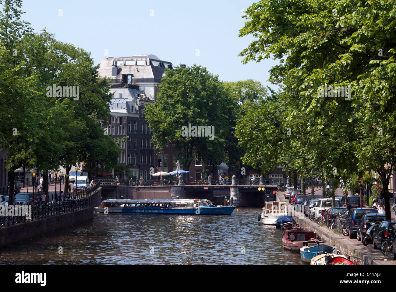 amsterdam downtown hotel canal view