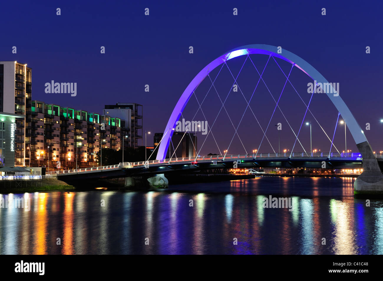 Clyde Arc Bridge at Finnieston at night, Glasgow, Scotland Stock Photo