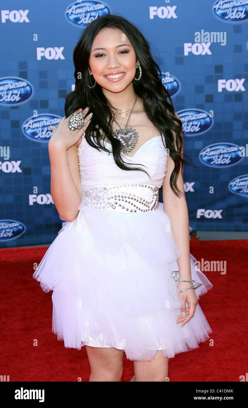 THIA MEGIA AMERICAN IDOL GRAND FINAL 2011 DOWNTOWN LOS ANGELES