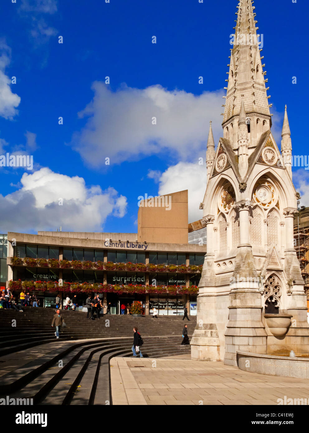 Chamberlain Square in Birmingham City centre with the Central Library ...