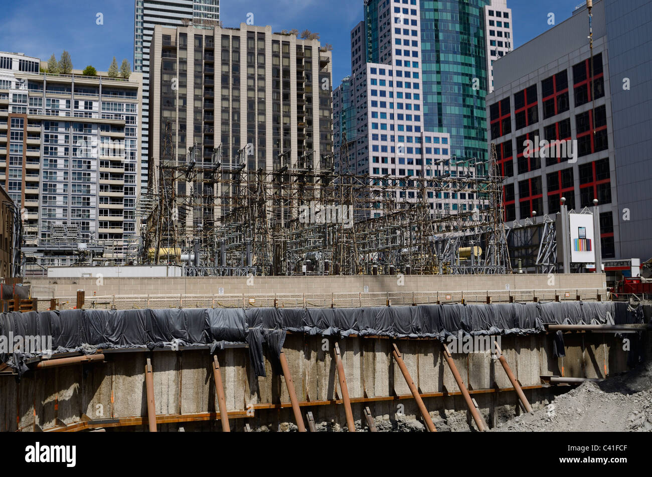 Substation circuit breaker hires stock photography and images Alamy