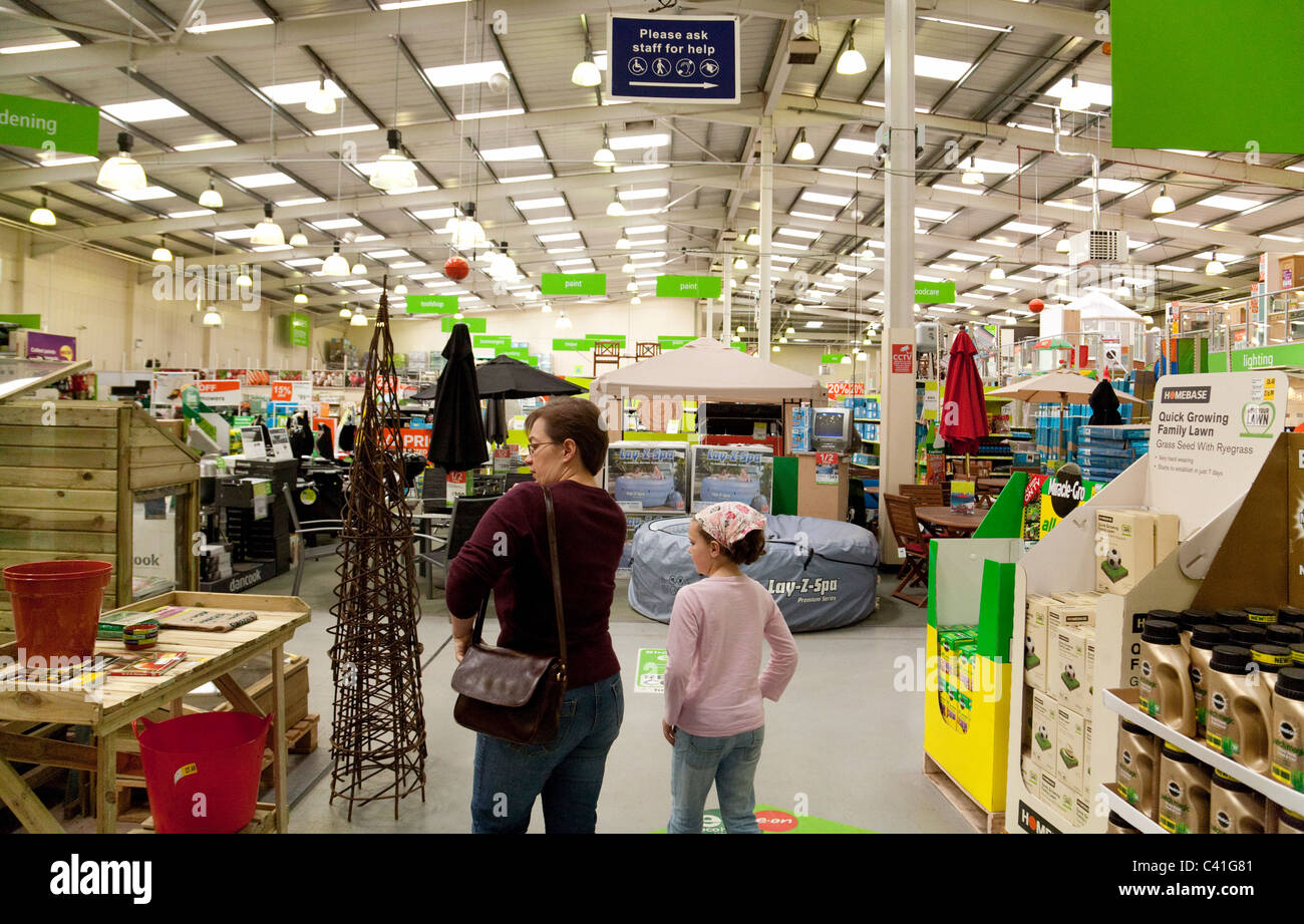 Mother and daughter shopping at Homebase DIY store, Newmarket Suffolk UK Stock Photo