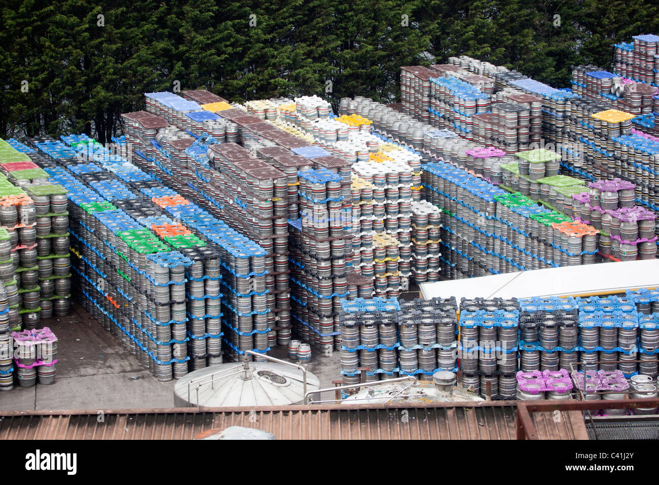 Stacks beer barrels barrel hi-res stock photography and images - Alamy