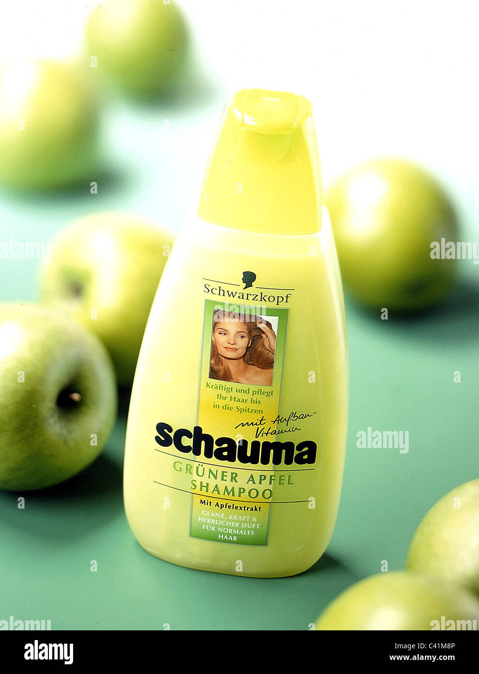 advertising, cosmetics, shampoo, Schwarzkopf, Schauma", "Green Apple",  1999, Additional-Rights-Clearences-Not Available Stock Photo - Alamy