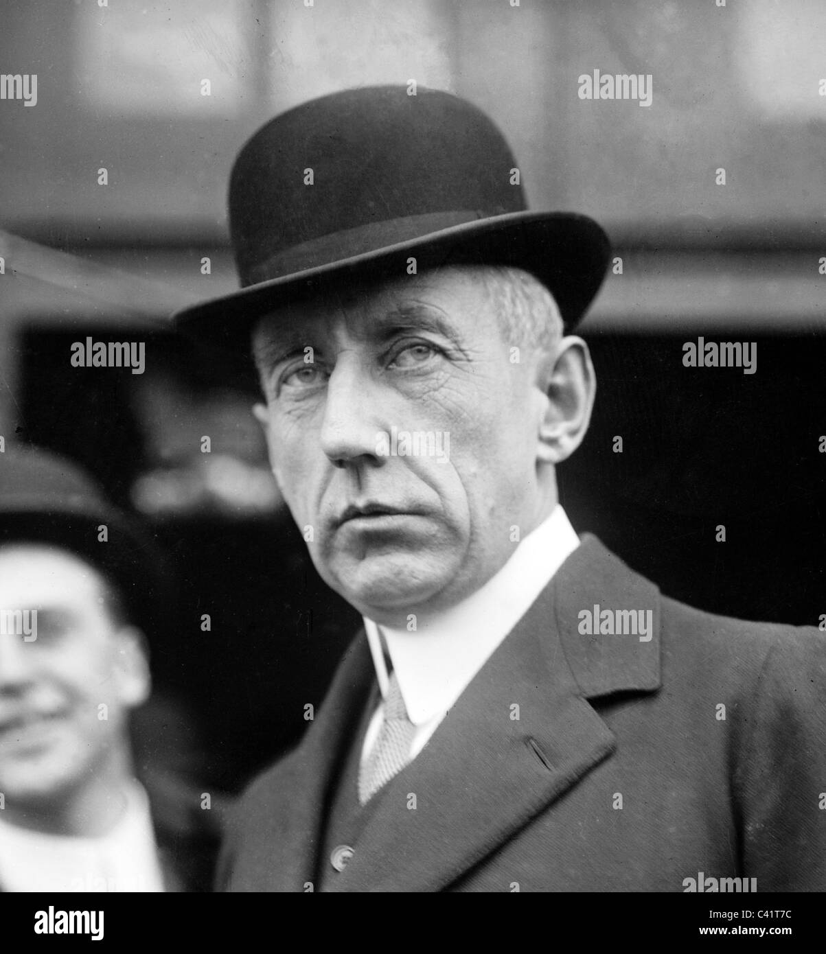 ROALD AMUNDSEN (1872-1928) Norwegian polar explorer about 1913 Stock Photo