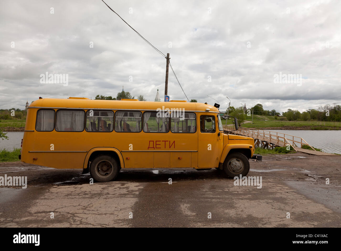 Schoolbus in Suzdal, Russia Stock Photo - Alamy