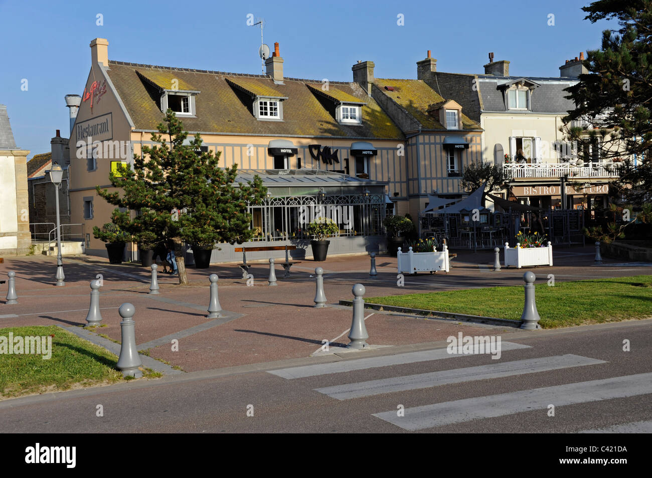 Hotel restauant la pecherie hires stock