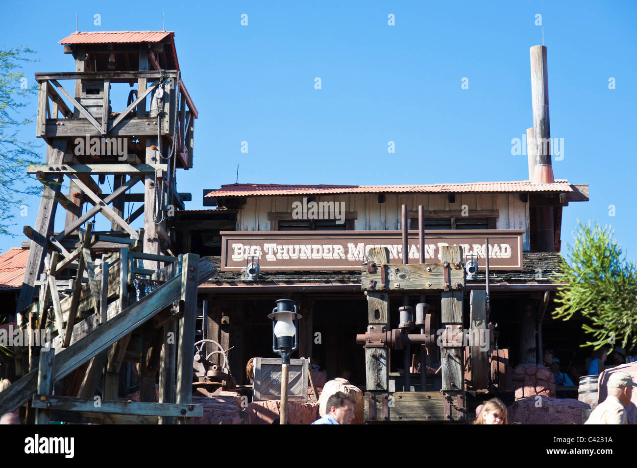 Big Thunder Mountain Railroad at the Magic Kingdom Editorial Photography -  Image of cartoon, destination: 108417382