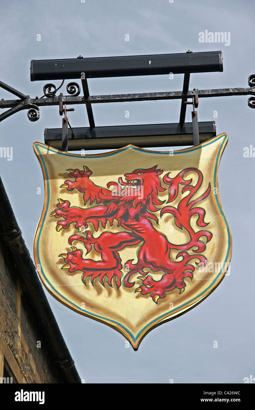 Red Lion Sign Red Lion Pub sign Stock Photo - Alamy