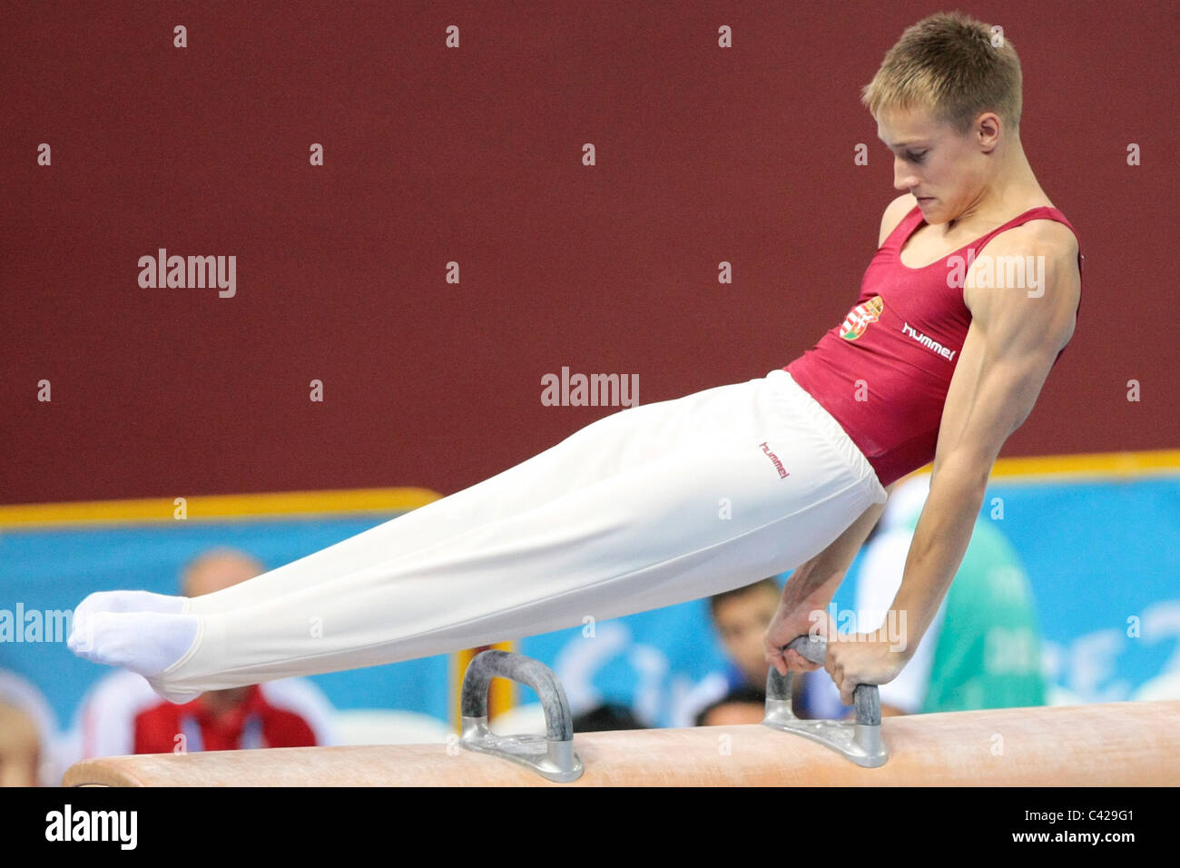 Pommel horse gymnastics hires stock photography and images Alamy