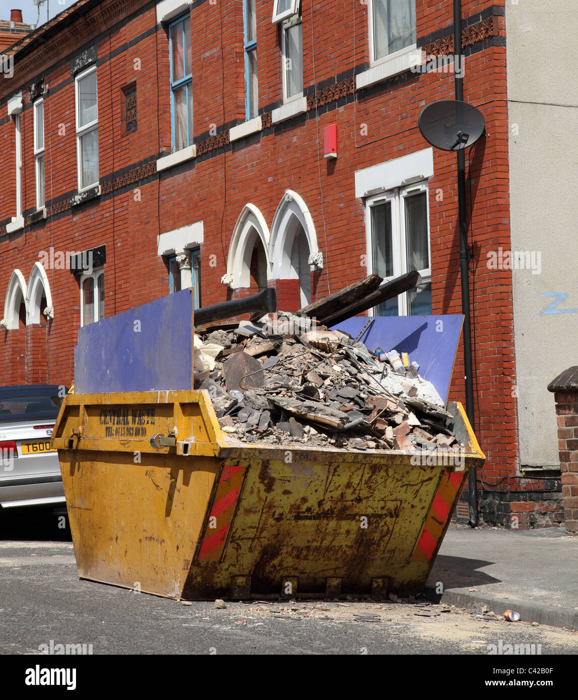 Skip hire hires stock photography and images Alamy