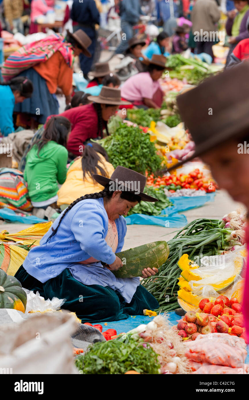 Peru, Huancarani, Vegetable and fruit market. Women. Stock Photo