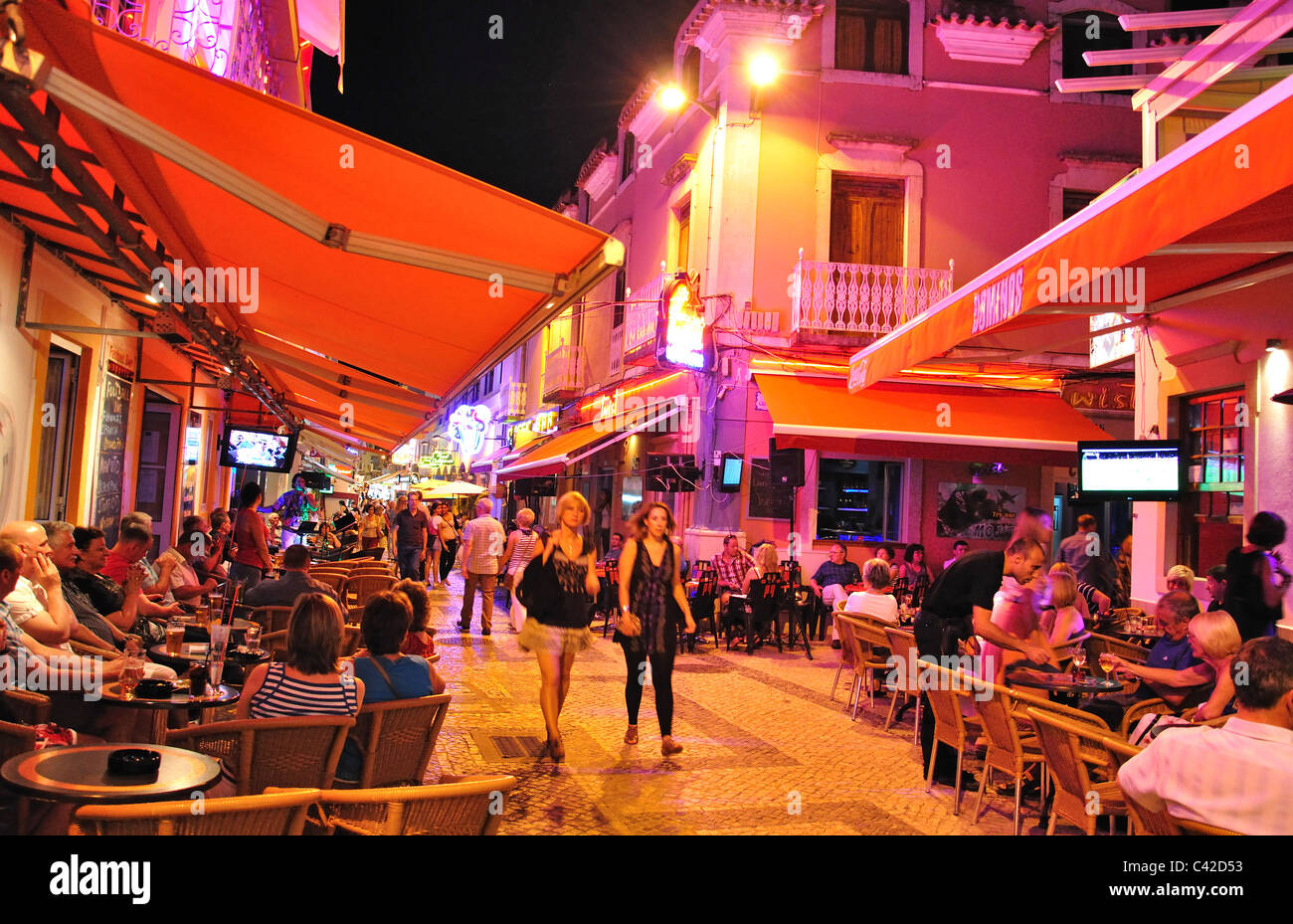 Outdoor bars at night, Candido des Reis, Albufeira, Albufeira