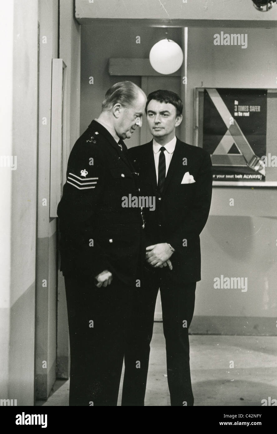 DIXON OF DOCK GREEN BBC TV series (1955-76) with Jack Warner at left as PC Dixon and Peter Byrne as Det Sgt Andy Crawford Stock Photo