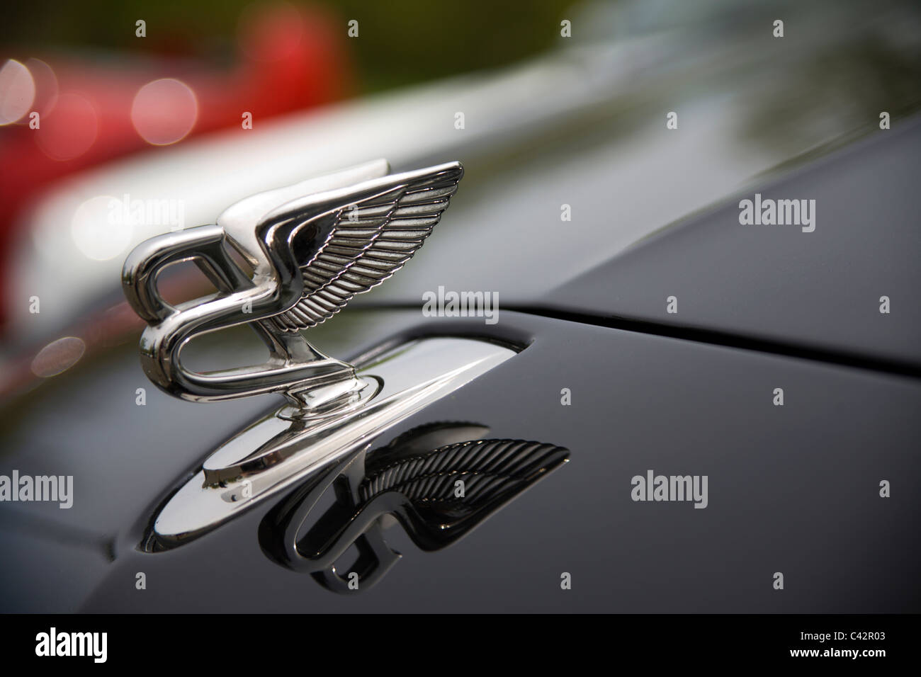 Bentley hood ornament hires stock photography and images Alamy