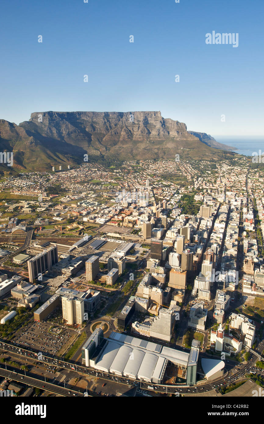 Aerial view of the city of cape town hi-res stock photography and images -  Alamy