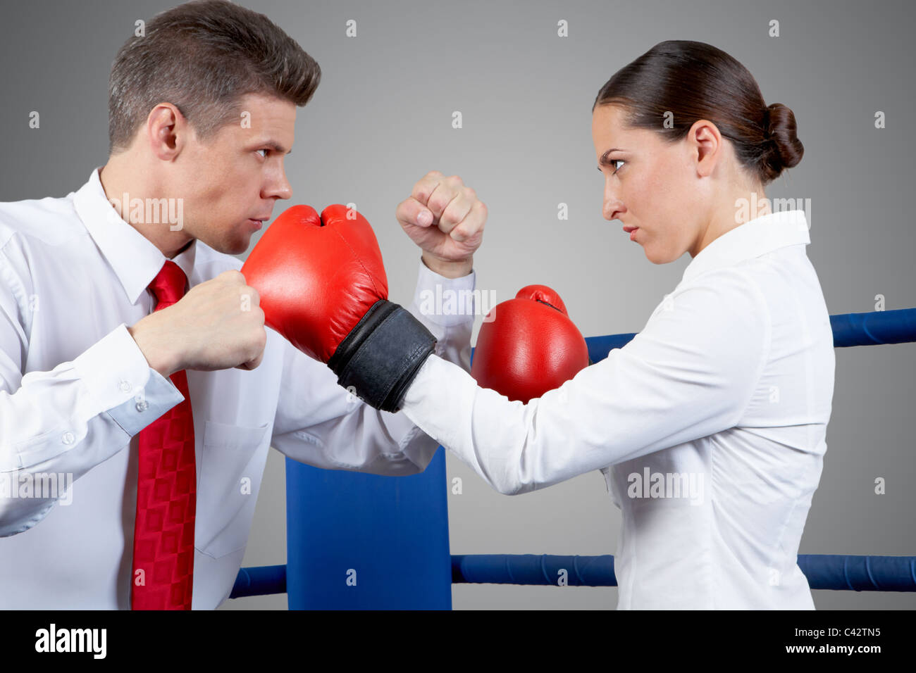 борьба мужчины и женщины. борьба мужчины и женщины. борьба между мужчиной и женщиной. кэролайн mixed wrestling. борьба мужчины и женщины.