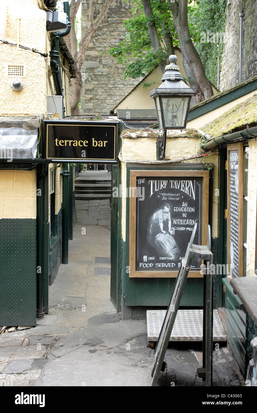 The entrance to the terrace bar in the Turf Tavern in the center of the historic city of Oxford