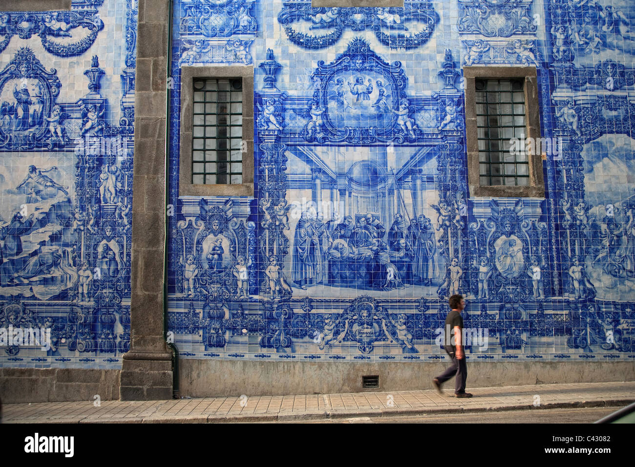 Capela das Almas, Porto Old Town (UNESCO World Heritage), Portugal Stock Photo