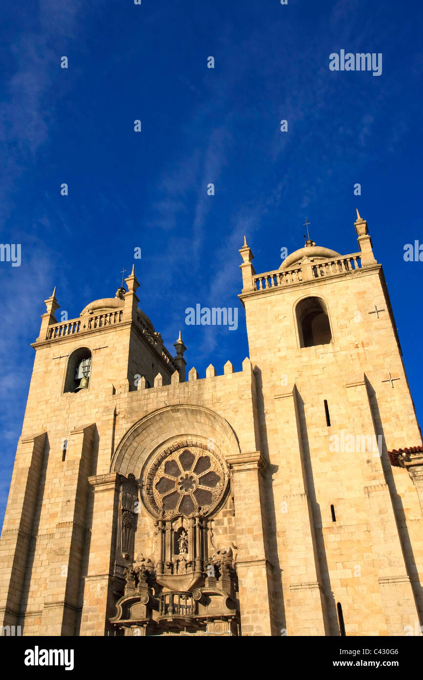Sé (Cathedral), Porto Old Town (UNESCO World Heritage), Portugal Stock Photo