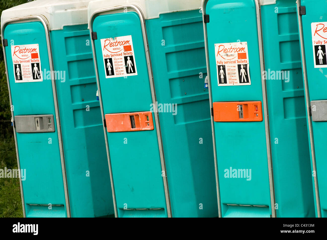 portable toilet toilets loo loosjohnjohns event facilities waste